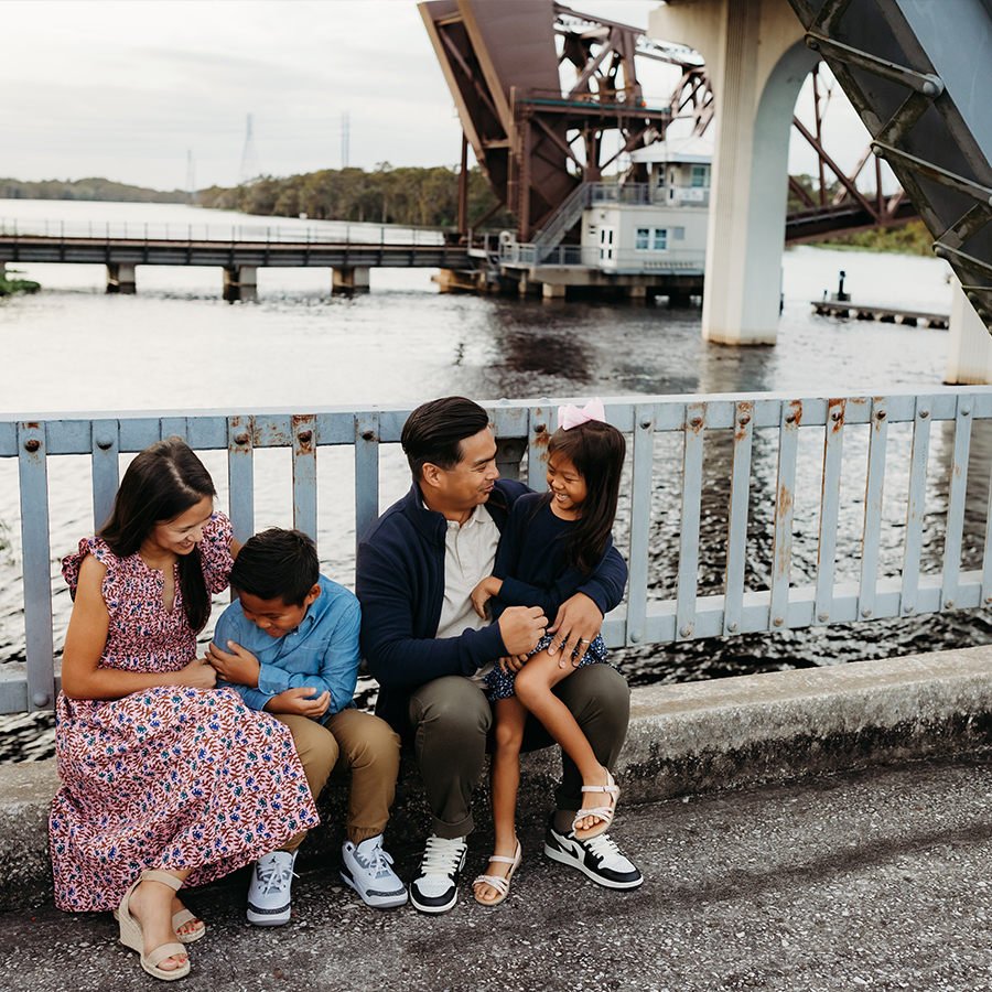 Bridge Mini Session Photographer